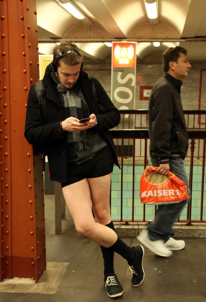 ノーパンツサブウェイライド（No Pants Subway Ride）