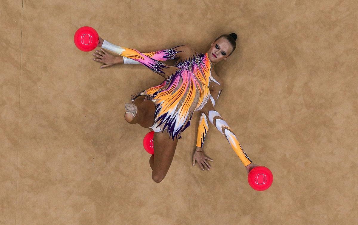 目の錯覚 12ロンドンオリンピックに出場したドイツ新体操選手の演技が