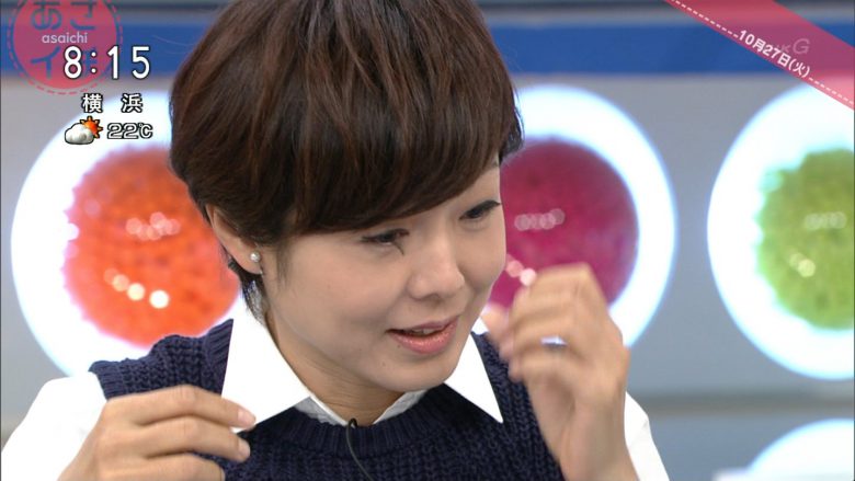 【つけまつ毛が取れるテレビハプニングおもしろ画像】NHK『あさイチ』で有働由美子アナのつけまつ毛が取れるハプニング（笑）