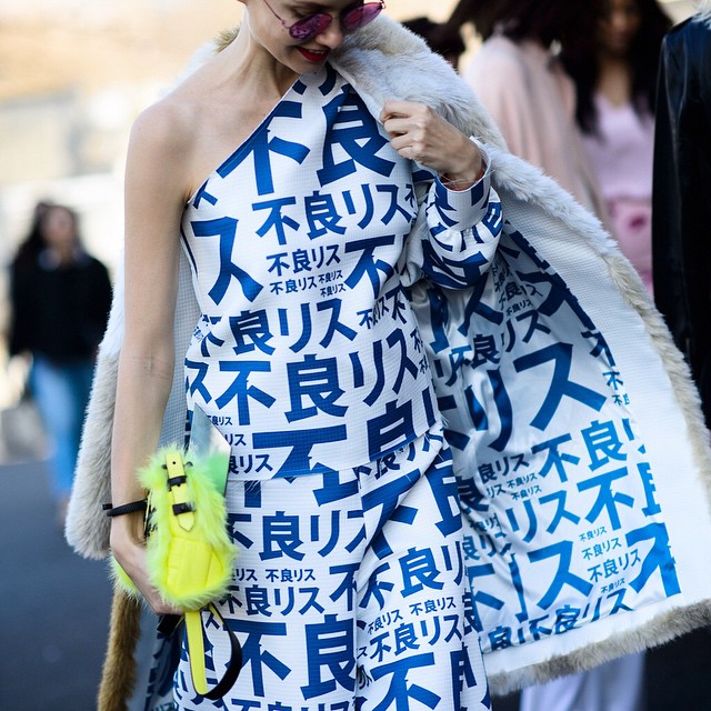 【ファッションおもしろ画像】日本語で「不良リス」と書かれた海外のファッション（笑）