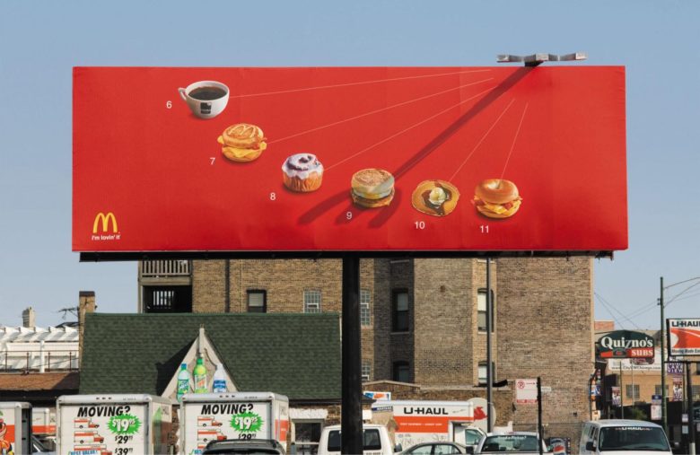 【マクドナルド広告おもしろ画像】マクドナルドの日時計を利用したアイデア広告（笑）
